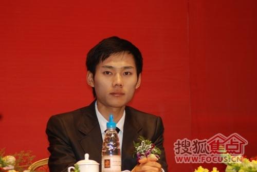 九游app：吕宜霖是HAC跑车俱乐部的创始人而王思聪被拒绝(图9)