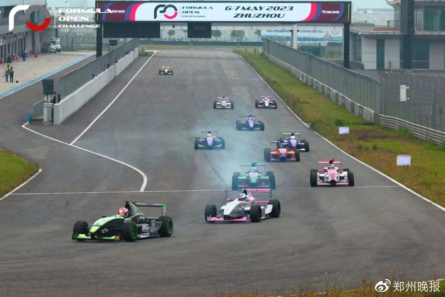 2025赛季F1车手阵容：已经确定席位的车队与未知悬念