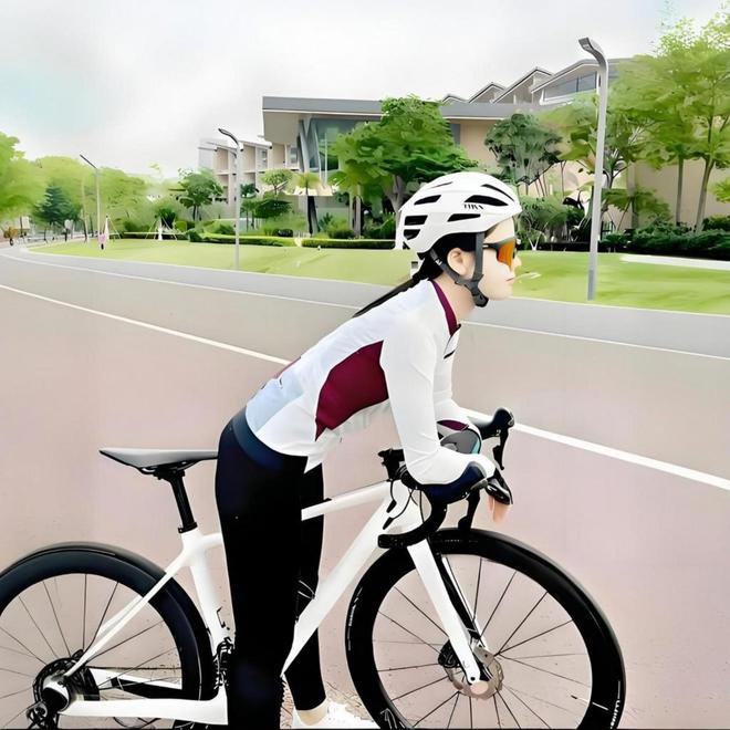 九游体育：崔克和闪电是一个档次吗喜德盛好还是捷安特好梅花土拨鼠辐轮王车(图14)