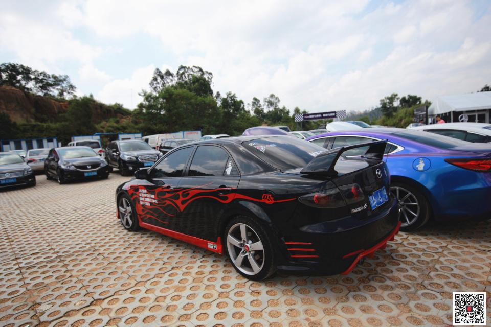 深圳首家幻速模拟赛车工作室开业