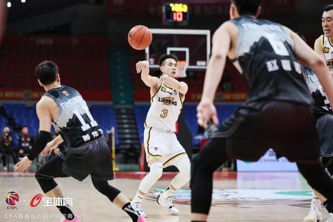 赵继伟复出送出13助攻 辽宁本钢客场战胜九台农商银行(图4)