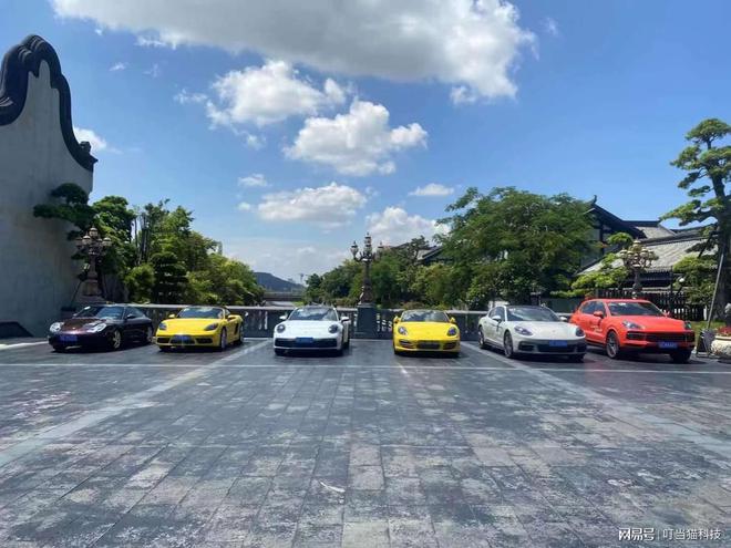 东莞保时捷911车友会俱乐部保时捷911特别限量版售1499616303万(图4)