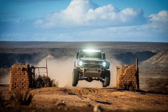 2024 Baja 1000赛事福特烈马DR与游骑侠猛禽双组别称王(图4)
