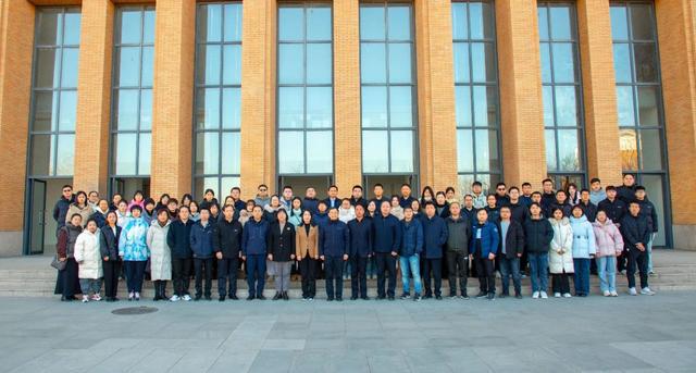 九游官网入口：濮阳市预防医学会口腔医学专业委员会成立大会在濮阳医专举办(图10)