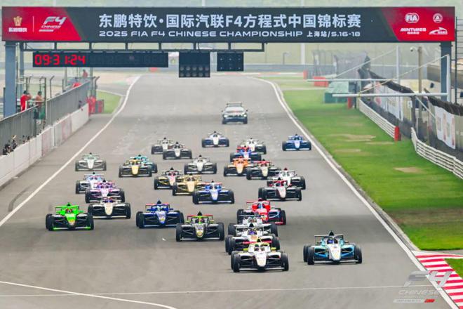 DAY 2丨攻势如潮戴于淏赛季首冠张石墨再下一城(图3)