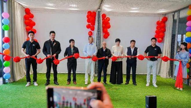 九游体育：昆明百冠高尔夫俱乐部盛大开业开启“运动+健康+社交”新风尚(图3)