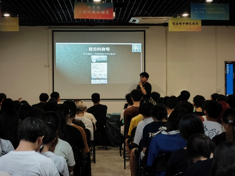 逆袭青春｜蔡金豆：用一床温暖托起高校学子的大学梦(图7)