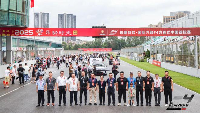 DAY 2丨无畏风雨银桥ACM GEEKE车队张石墨两战两捷