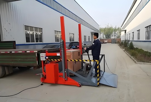 九游体育：京供汇贸全球：推动中国制造杨帆出海(图2)