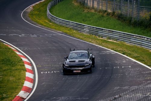 九游官网入口：客户需求驱动性能进化！福特 Mustang GTD 纽北圈速再创新低(图3)
