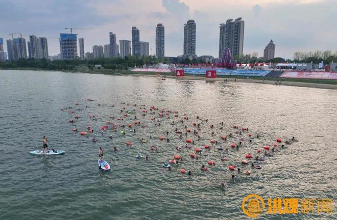 2025年南昌市横渡赣江活动今日举行(图2)