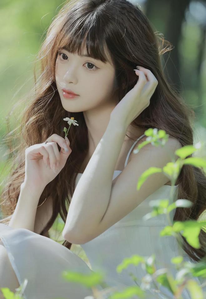 九游app：百媚异舫 - 百媚异舫春节版下载V4(图1)