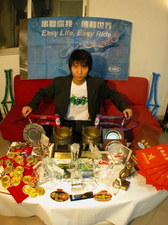 中国BMX平地花式之王钟腾飞（Alfie）天道酬勤坚持不懈！(图13)