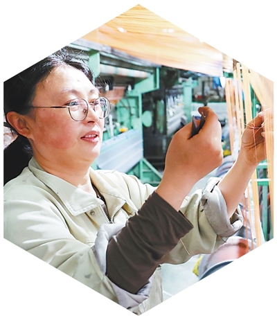 九游体育：外贸企业从容应对市场波动（新视窗）