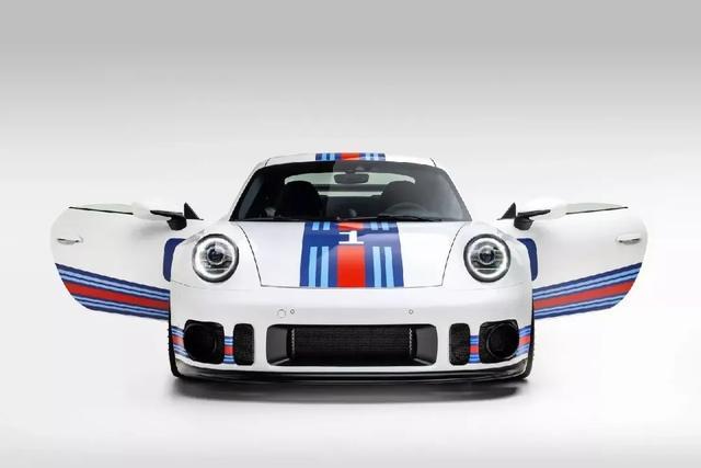 195万美元只为换张脸！Rezvani魔改保时捷911 RR1发布(图9)