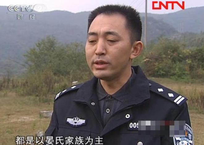九游官网入口：贵阳黑老大晏德海覆灭记：疯狂敛财几百万凭一己之力让家族落网(图4)