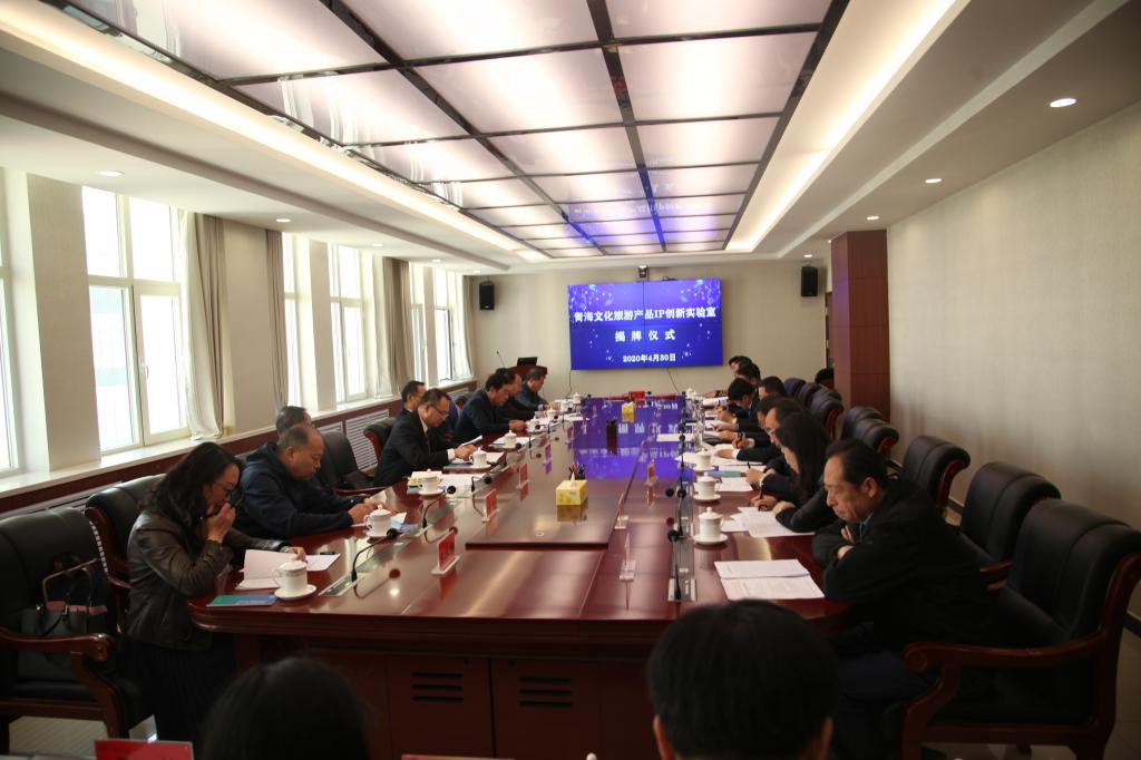商贸零售：IP系列深度之二-海外复盘：迪士尼——布局IP全生态的娱乐帝国(图1)