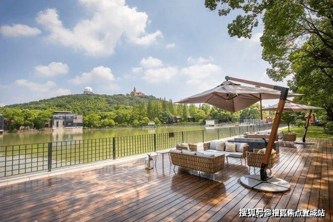 九游app：✨上海·东紫园官方售楼处发布以无上尊荣定义沪上奢居新境！(图2)