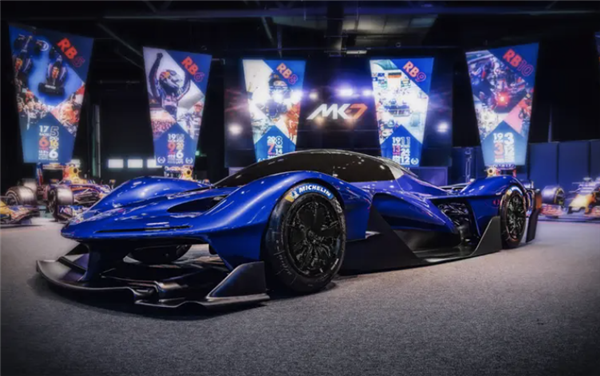 2024太原马拉松赛激情开跑