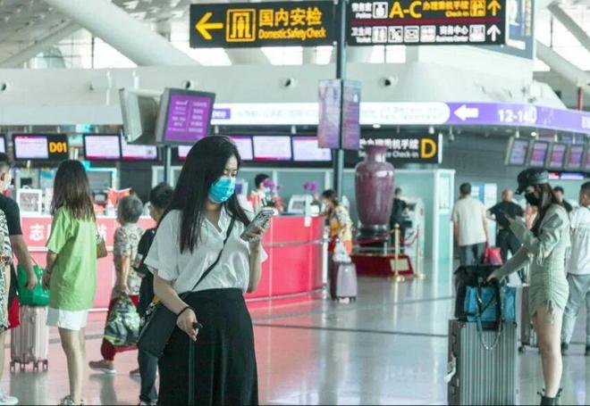 九游体育：“抛售日本”开始了高市早苗“放水”；俄乌“28点计划”曝光特朗普下最后通牒；美联储12月降息概率升至七成｜一周国际财经(图3)