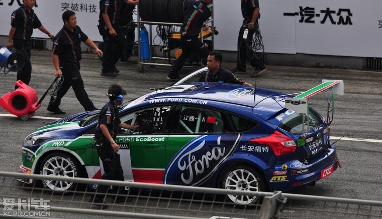 国货跑鞋抢占马拉松赛场