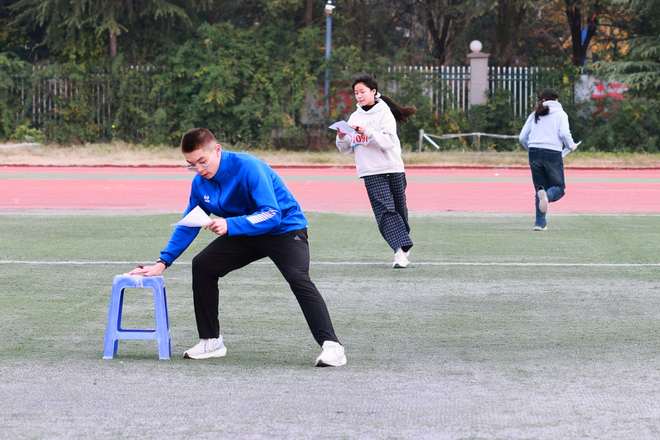 2025年“魅力江苏 最美体育”-“智跑江苏”定向运动俱乐部联赛连云港站开幕(图3)