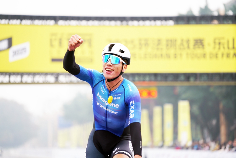 2025环法挑战赛·乐山站举行(图1)