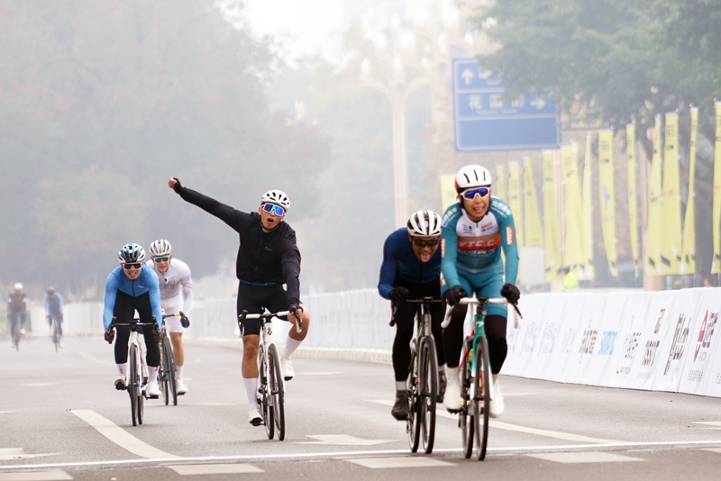 2025环法挑战赛·乐山站举行(图3)