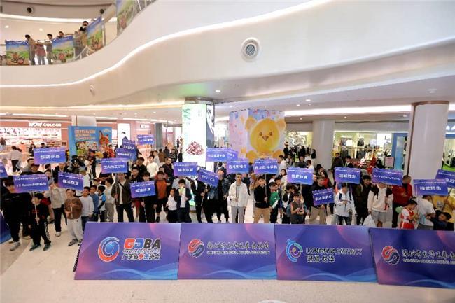 九游app：深圳市第三届俱乐部拳击交流赛在龙华圆满落幕续写全运后拳击项目精彩篇章(图1)