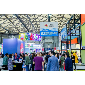 【5A推荐】王亚楠——《逐梦潮头·骏启华章潮流艺术联展