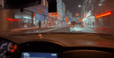 九游官网入口：合法飙车警车开道“村GT”飙成国产速激！(图5)