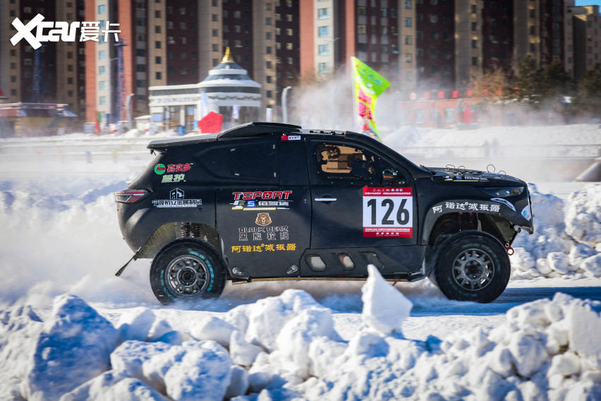 九游app：冰上奏响赛车华尔兹COC呼伦贝尔站两轮预赛激情上演(图7)