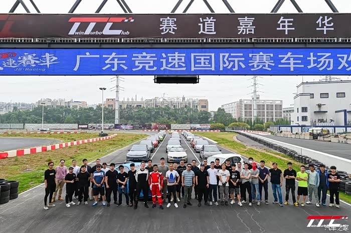 梦想照进征途荣耀镌刻环塔(图1)
