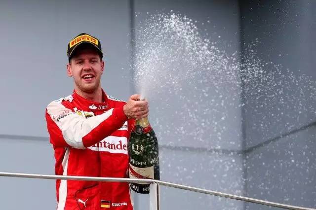九游官网入口：【风云集】2017赛季F1车队车手介绍——法拉利车队(图2)