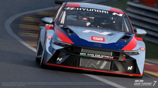 九游体育：小米Su7Ultra参战！《GT赛车7》167版正式推出(图2)